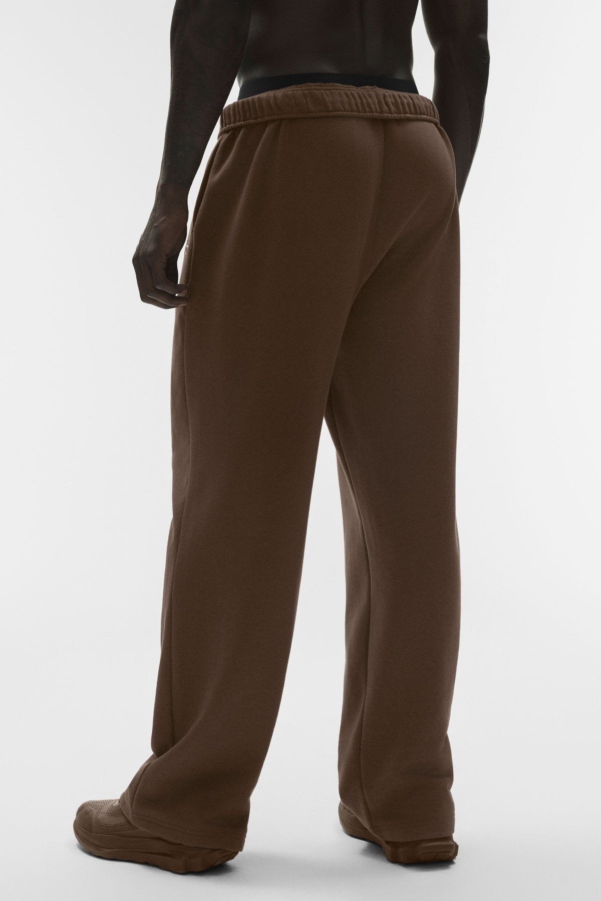 Accolade Straight Leg Sweatpant - Espresso